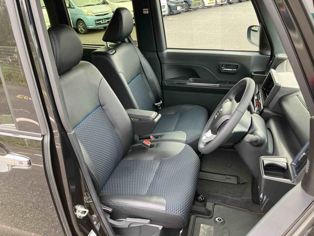 タント カスタムＲＳ　ターボエンジン　１５インチアルミ　バックカメラ　両側電動スライドドア　シートヒーター　電動駐車ブレーキ　ＬＥＤライト＆フォグ　上下２段調節式デッキボード　コーナーセンサー　衝突被害軽減ブレーキ（9枚目）