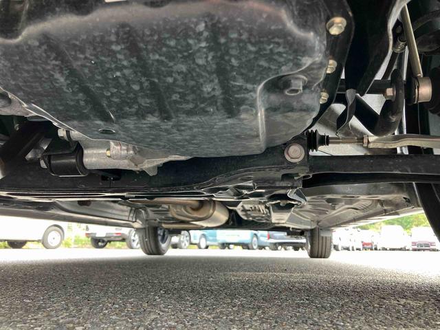 タント カスタムＲＳ　ターボエンジン　１５インチアルミ　バックカメラ　両側電動スライドドア　シートヒーター　電動駐車ブレーキ　ＬＥＤライト＆フォグ　上下２段調節式デッキボード　コーナーセンサー　衝突被害軽減ブレーキ（29枚目）