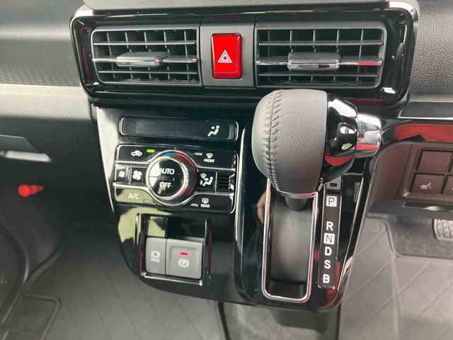 タント カスタムＲＳ　ターボエンジン　１５インチアルミ　バックカメラ　両側電動スライドドア　シートヒーター　電動駐車ブレーキ　ＬＥＤライト＆フォグ　上下２段調節式デッキボード　コーナーセンサー　衝突被害軽減ブレーキ（33枚目）