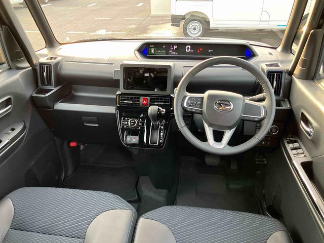 タント カスタムＲＳ　ターボエンジン　１５インチアルミ　バックカメラ　両側電動スライドドア　シートヒーター　電動駐車ブレーキ　ＬＥＤライト＆フォグ　上下２段調節式デッキボード　コーナーセンサー　衝突被害軽減ブレーキ（4枚目）