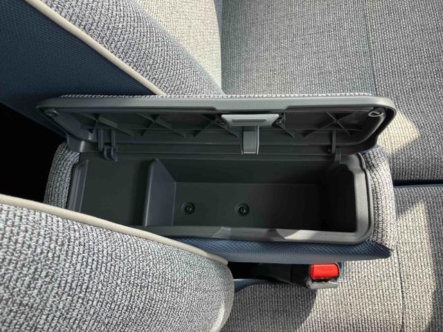 ムーヴキャンバス ストライプスGターボ 両側電動スライドドア LEDヘッドライト&フォグランプ シートヒーター 保温カップホルダー 電動駐車ブレーキ バックカメラ ステアリングスイッチ 自動追従クルコン 衝突被害軽減ブレーキ(44枚目)