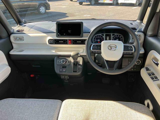 ムーヴキャンバス ストライプスＧターボ　両側電動スライドドア　ＬＥＤヘッドライト＆フォグランプ　シートヒーター　保温カップホルダー　電動駐車ブレーキ　バックカメラ　ステアリングスイッチ　自動追従クルコン　衝突被害軽減ブレーキ（7枚目）