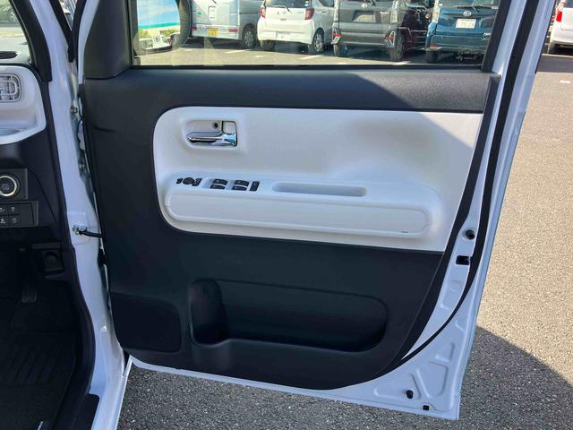 ムーヴキャンバス ストライプスＧターボ　両側電動スライドドア　ＬＥＤヘッドライト＆フォグランプ　シートヒーター　保温カップホルダー　電動駐車ブレーキ　バックカメラ　ステアリングスイッチ　自動追従クルコン　衝突被害軽減ブレーキ（41枚目）