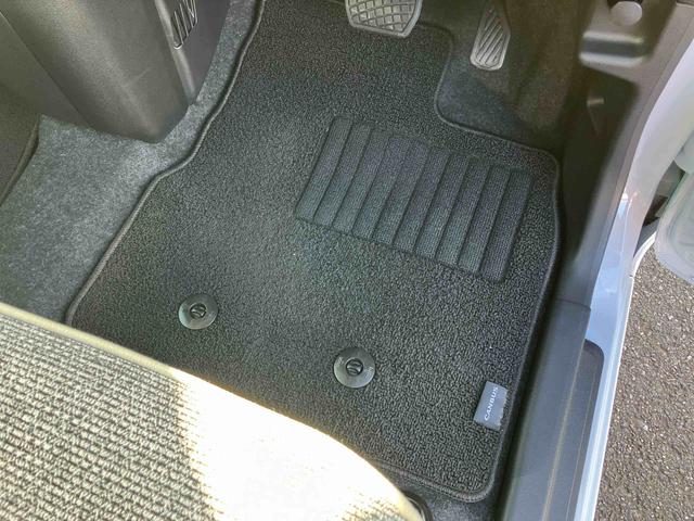 ムーヴキャンバス ストライプスＧターボ　両側電動スライドドア　ＬＥＤヘッドライト＆フォグランプ　シートヒーター　保温カップホルダー　電動駐車ブレーキ　バックカメラ　ステアリングスイッチ　自動追従クルコン　衝突被害軽減ブレーキ（42枚目）