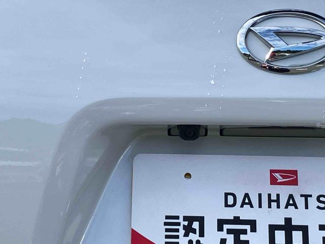 タント カスタムＲＳ　ターボエンジン　１５インチアルミ　バックカメラ　両側電動スライドドア　シートヒーター　電動駐車ブレーキ　ＬＥＤライト＆フォグ　上下２段調節式デッキボード　コーナーセンサー　衝突被害軽減ブレーキ（5枚目）