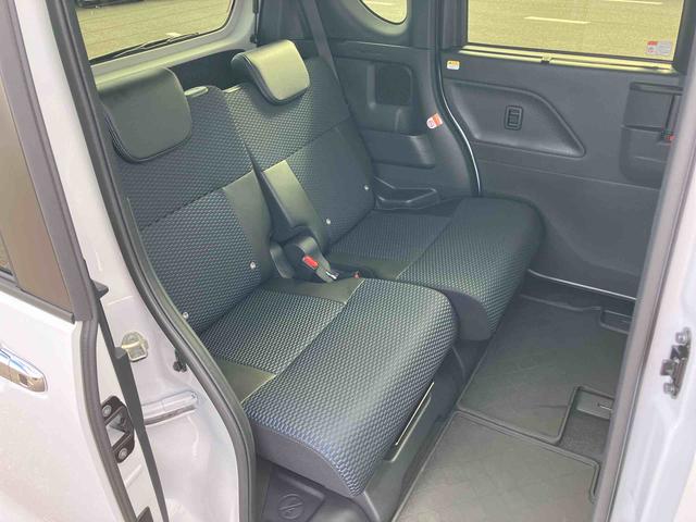 タント カスタムＲＳ　ターボエンジン　１５インチアルミ　バックカメラ　両側電動スライドドア　シートヒーター　電動駐車ブレーキ　ＬＥＤライト＆フォグ　上下２段調節式デッキボード　コーナーセンサー　衝突被害軽減ブレーキ（10枚目）