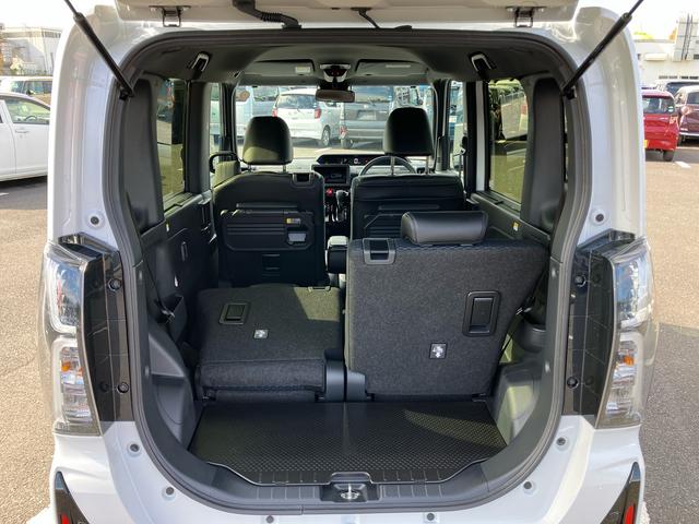 タント カスタムＲＳ　ターボエンジン　１５インチアルミ　バックカメラ　両側電動スライドドア　シートヒーター　電動駐車ブレーキ　ＬＥＤライト＆フォグ　上下２段調節式デッキボード　コーナーセンサー　衝突被害軽減ブレーキ（12枚目）