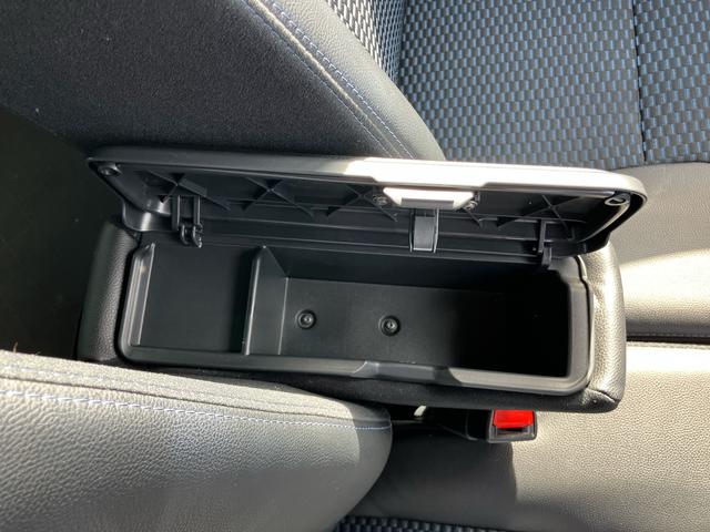 タント カスタムＲＳ　ターボエンジン　１５インチアルミ　バックカメラ　両側電動スライドドア　シートヒーター　電動駐車ブレーキ　ＬＥＤライト＆フォグ　上下２段調節式デッキボード　コーナーセンサー　衝突被害軽減ブレーキ（42枚目）