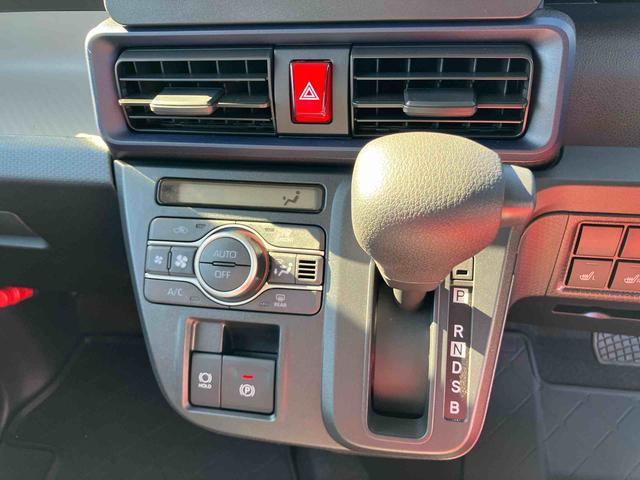 タント Ｘ　バックカメラ　左側電動スライドドア　シートヒーター　電動パーキングブレーキ　ＬＥＤヘッドライト　オートライト　オートエアコン　上下２段調節式デッキボード　コーナーセンサー　衝突被害軽減ブレーキ（33枚目）