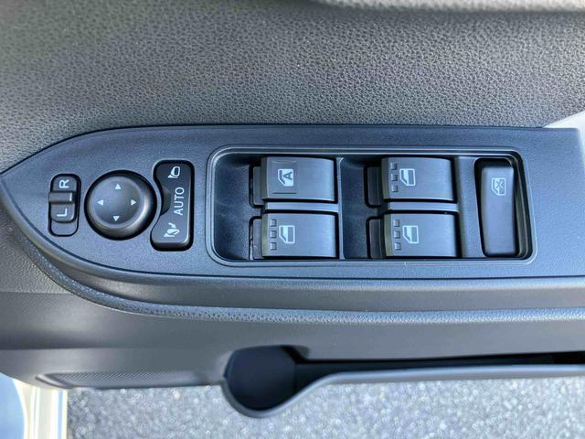 タント Ｘ　バックカメラ　左側電動スライドドア　シートヒーター　電動パーキングブレーキ　ＬＥＤヘッドライト　オートライト　オートエアコン　上下２段調節式デッキボード　コーナーセンサー　衝突被害軽減ブレーキ（37枚目）