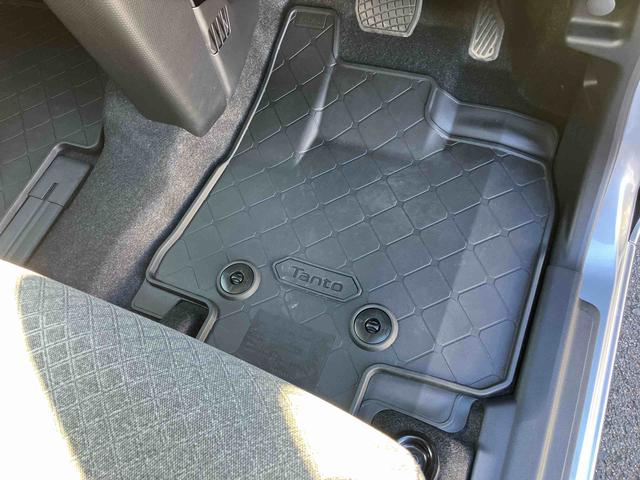 タント Ｘ　バックカメラ　左側電動スライドドア　シートヒーター　電動パーキングブレーキ　ＬＥＤヘッドライト　オートライト　オートエアコン　上下２段調節式デッキボード　コーナーセンサー　衝突被害軽減ブレーキ（41枚目）