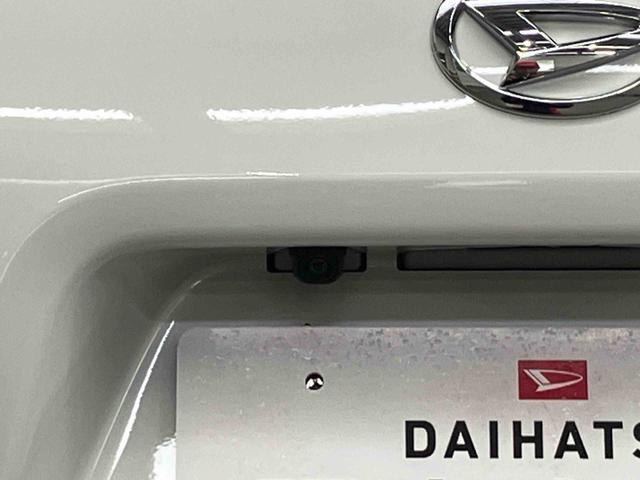 タント カスタムＲＳ　ターボエンジン　１５インチアルミ　バックカメラ　両側電動スライドドア　シートヒーター　電動駐車ブレーキ　ＬＥＤライト＆フォグ　上下２段調節式デッキボード　コーナーセンサー　衝突被害軽減ブレーキ（5枚目）