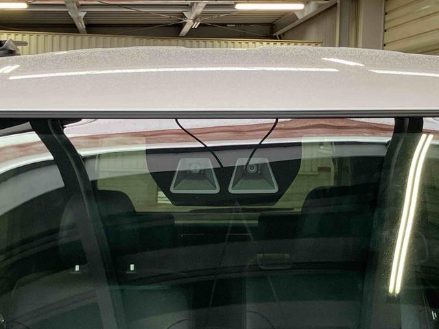 タント カスタムＲＳ　ターボエンジン　１５インチアルミ　バックカメラ　両側電動スライドドア　シートヒーター　電動駐車ブレーキ　ＬＥＤライト＆フォグ　上下２段調節式デッキボード　コーナーセンサー　衝突被害軽減ブレーキ（15枚目）