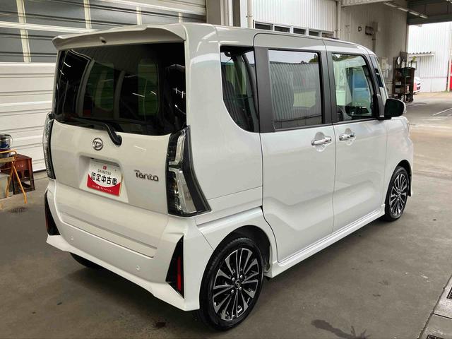 タント カスタムＲＳ　ターボエンジン　１５インチアルミ　バックカメラ　両側電動スライドドア　シートヒーター　電動駐車ブレーキ　ＬＥＤライト＆フォグ　上下２段調節式デッキボード　コーナーセンサー　衝突被害軽減ブレーキ（23枚目）