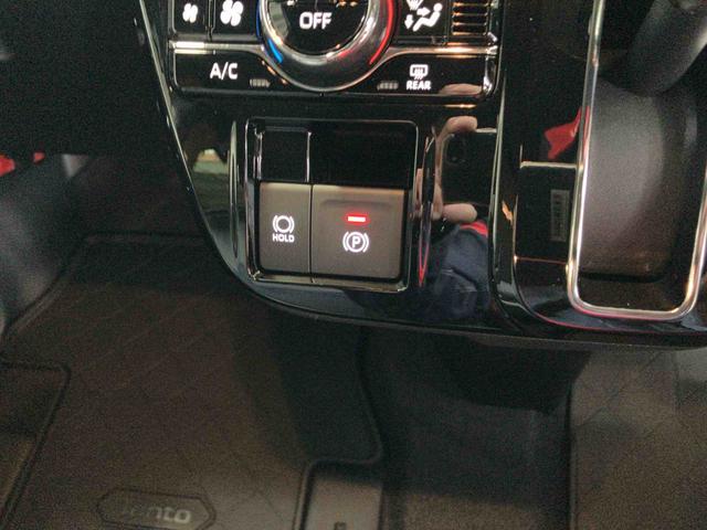 タント カスタムＲＳ　ターボエンジン　１５インチアルミ　バックカメラ　両側電動スライドドア　シートヒーター　電動駐車ブレーキ　ＬＥＤライト＆フォグ　上下２段調節式デッキボード　コーナーセンサー　衝突被害軽減ブレーキ（34枚目）
