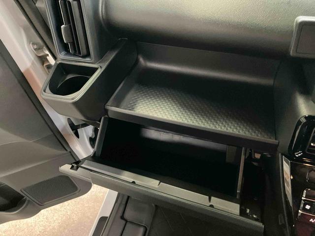 タント カスタムＲＳ　ターボエンジン　１５インチアルミ　バックカメラ　両側電動スライドドア　シートヒーター　電動駐車ブレーキ　ＬＥＤライト＆フォグ　上下２段調節式デッキボード　コーナーセンサー　衝突被害軽減ブレーキ（39枚目）