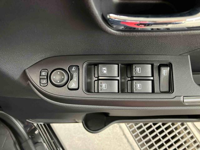 タント カスタムX バックカメラ 両側電動スライドドア 14インチアルミ LEDヘッド&フォグランプ シートヒーター 電動駐車ブレーキ オートライト 上下2段調節式デッキボード コーナーセンサー 衝突被害軽減ブレーキ(37枚目)