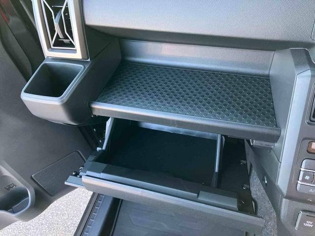 タフト Gターボ ダーククロムベンチャー 前後専用ガーニッシュ ガラスルーフ ルーフレール 15インチアルミ LEDヘッドライト&フォグランプ バックカメラ シートヒーター 電動駐車ブレーキ 自動追従クルコン 衝突被害軽減ブレーキ(42枚目)