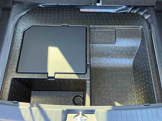 ロッキー プレミアムG HEV アダプティブクルコン LEDヘッドライト&フォグランプ バックフォグランプ 17インチアルミホイール シートヒーター 電動駐車ブレーキ コーナーセンサー 衝突被害軽減ブレーキ(49枚目)