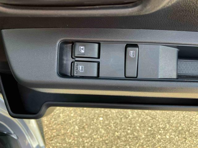 ハイゼットカーゴ ＤＸ　衝突被害軽減ブレーキ　コーナーセンサー　オートライト　プライバシーガラス　フロントパワーウィンドウ　オーバーヘッドシェルフ　スピーカー一体型ＡＭ・ＦＭラジオ　キーレスエントリー　アイドリングストップ（35枚目）