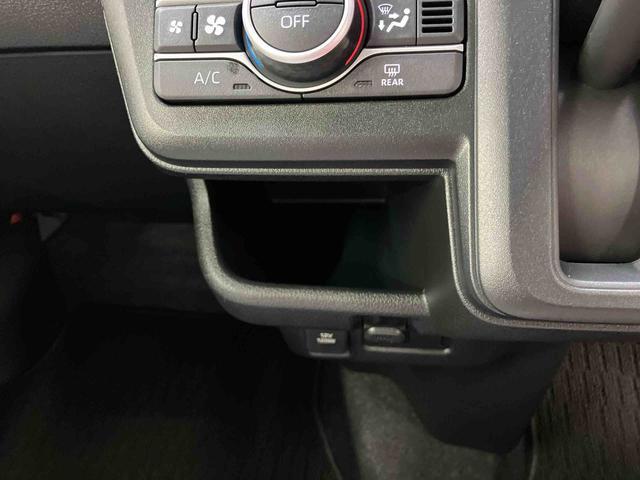 ムーヴ X LEDヘッドライト/片側電動スライドドア/コーナーセンサー/アイドリングストップ/衝突回避支援システム/横滑り防止装置/オートライト/オートエアコン/電動格納ミラー/ブラインドスポットモニター(33枚目)