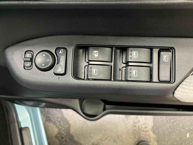 ムーヴ X LEDヘッドライト/片側電動スライドドア/コーナーセンサー/アイドリングストップ/衝突回避支援システム/横滑り防止装置/オートライト/オートエアコン/電動格納ミラー/ブラインドスポットモニター(38枚目)