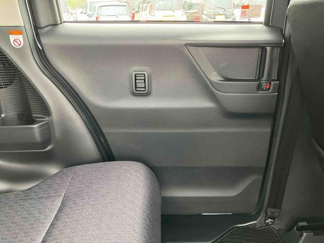 ムーヴ RS LEDヘッドライト/両側電動スライドドア/アダプティブクルーズコントロール/コーナーセンサー/アイドリングストップ/衝突回避支援システム/横滑り防止装置/電動格納ミラー/電動パーキングブレーキ(47枚目)