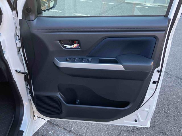 トール カスタムＧ　ＬＥＤヘッドライト＆フォグランプ　アダプティブクルコン　１４インチアルミホイール　両側電動スライドドア　電動パーキングブレーキ　プッシュボタンスターター　コーナーセンサー　衝突被害軽減ブレーキ（43枚目）