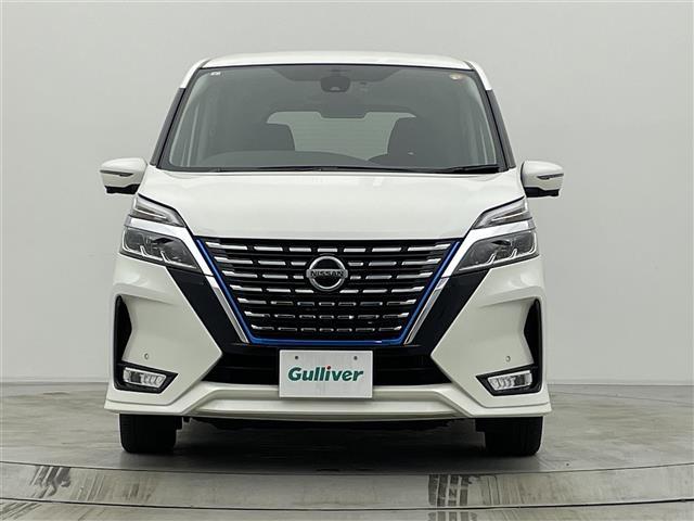 セレナ ｅ－パワー　ハイウェイスターＶ　純正ナビ　後席モニター　プロパイロット　アラウンドビューモニター　両側オートスライドドア　ＢＳＭ　エマージェンシーブレーキ　車線逸脱警報　前後ソナー　ドライブレコーダー　ＥＴＣ　ＬＥＤヘッド　禁煙車（41枚目）