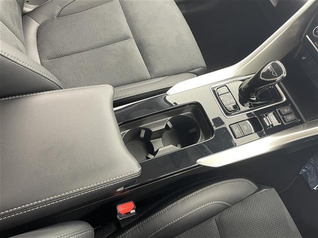 エクリプスクロスPHEV G 純正ナビ アダプティブクルーズコントロール ヘッドアップディスプレイ シートヒーター ステアリングヒーター ハーフレザーシート 衝突軽減ブレーキ レーンキープアシスト オートハイビーム 100V電源(15枚目)