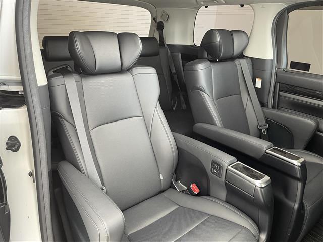 アルファード 2.5S Cパッケージ ムーンルーフ TRDエアロ/マフラー/ボンネットスポイラー 後席モニター モデリスタシグネチャーイルミ 純正DAナビ バックモニター フルセグTV HDMI入力 パワーバックドア 三眼LED 禁煙車(18枚目)