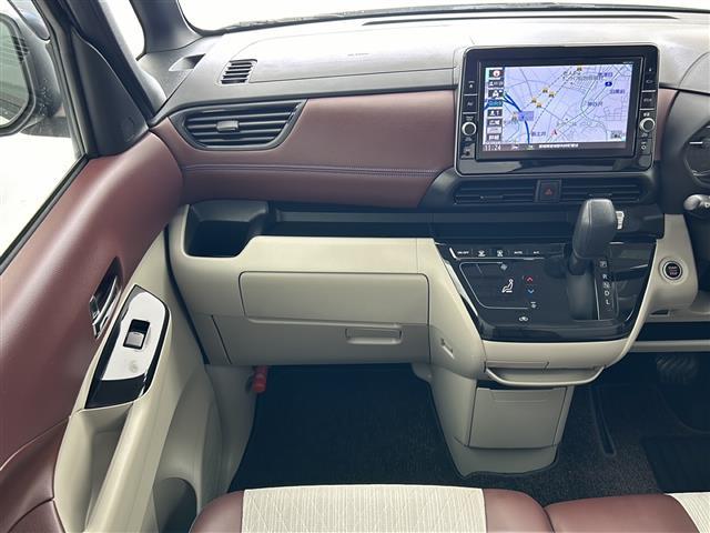 ルークス オーテック　純正９型ナビ　両側パワースライドドア　アラウンドビューモニター　ＡＵＴＥＣＨ専用内装／ＡＷ　衝突軽減ブレーキ　車線逸脱警報　オートハイビーム　前後ソナー　誤発信抑制機能　純正ドラレコ　ＥＴＣ　禁煙車（14枚目）