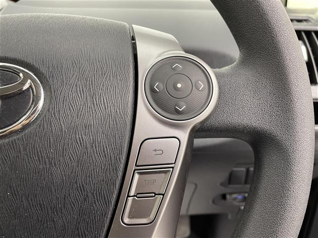 プリウスアルファ S クラリオンナビ バックモニター ETC スマートキー LEDフォグランプ 3列シート フルオートエアコン オートライト 禁煙車(6枚目)