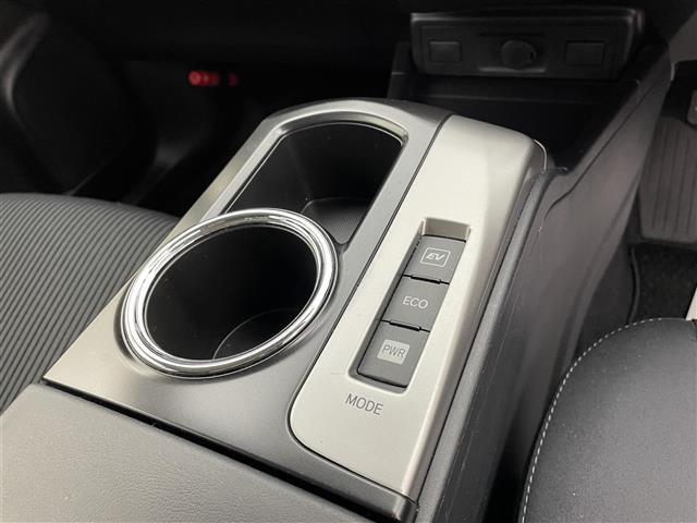 プリウスアルファ S クラリオンナビ バックモニター ETC スマートキー LEDフォグランプ 3列シート フルオートエアコン オートライト 禁煙車(16枚目)