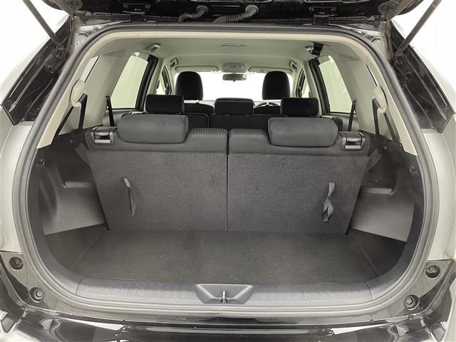 プリウスアルファ S クラリオンナビ バックモニター ETC スマートキー LEDフォグランプ 3列シート フルオートエアコン オートライト 禁煙車(28枚目)