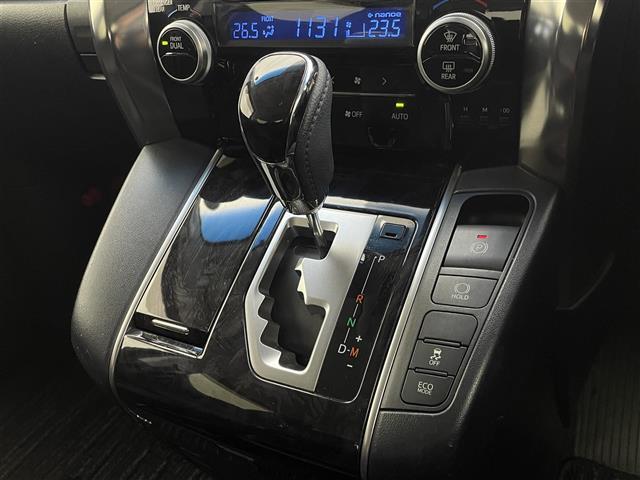 アルファード 2.5S 純正DAナビ フリップダウンモニター フルセグTV CD/DVDプレーヤー 両側パワースライドドア アダプティブクルーズ レーントレーシングアシスト オートハイビーム クリアランスソナー 禁煙車(21枚目)