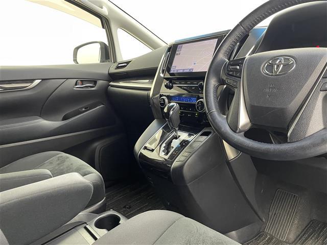 アルファード 2.5S 純正DAナビ フリップダウンモニター フルセグTV CD/DVDプレーヤー 両側パワースライドドア アダプティブクルーズ レーントレーシングアシスト オートハイビーム クリアランスソナー 禁煙車(23枚目)