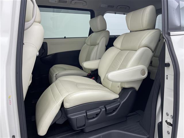 エルグランド 250ハイウェイスターSホワイトレザーアーバンクロム 純正ナビ 後席モニター 両側パワースライドドア パワーバックドア ホワイトレザーシート シートヒーター 助手席/2列目オットマン クルーズコントロール アラウンドビューモニター LEDヘッドライト(27枚目)