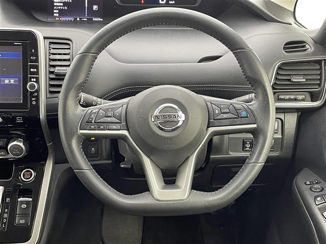 セレナ ハイウェイスター Vセレクション 純正9型ナビ 後席モニター プロパイロット 全周囲カメラ 両側パワースライドドア インテリジェントルームミラー ETC ドライブレコーダー LEDヘッドライト 衝突軽減ブレーキ 車線逸脱警報 禁煙車(6枚目)