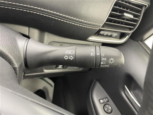 セレナ ハイウェイスター Vセレクション 純正9型ナビ 後席モニター プロパイロット 全周囲カメラ 両側パワースライドドア インテリジェントルームミラー ETC ドライブレコーダー LEDヘッドライト 衝突軽減ブレーキ 車線逸脱警報 禁煙車(9枚目)