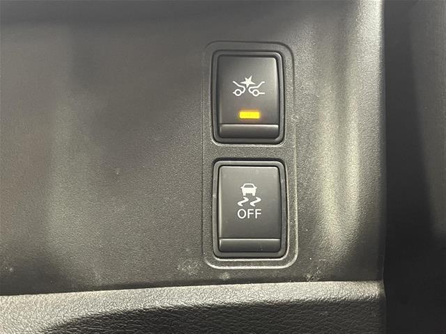 セレナ ハイウェイスター Vセレクション 純正9型ナビ 後席モニター プロパイロット 全周囲カメラ 両側パワースライドドア インテリジェントルームミラー ETC ドライブレコーダー LEDヘッドライト 衝突軽減ブレーキ 車線逸脱警報 禁煙車(14枚目)