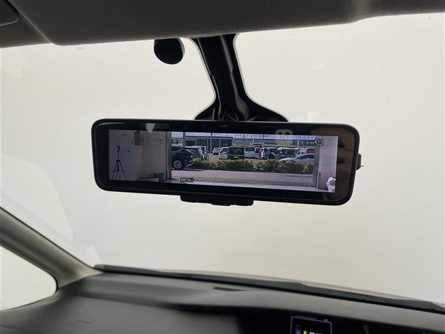 セレナ ハイウェイスター Vセレクション 純正9型ナビ 後席モニター プロパイロット 全周囲カメラ 両側パワースライドドア インテリジェントルームミラー ETC ドライブレコーダー LEDヘッドライト 衝突軽減ブレーキ 車線逸脱警報 禁煙車(18枚目)