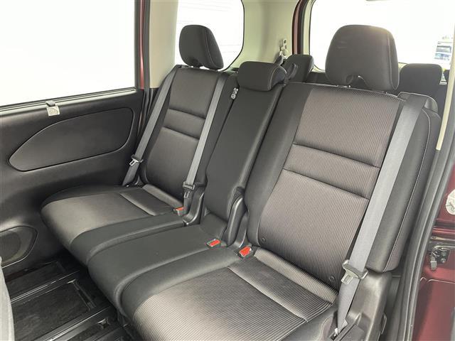 セレナ ハイウェイスター Vセレクション 純正9型ナビ 後席モニター プロパイロット 全周囲カメラ 両側パワースライドドア インテリジェントルームミラー ETC ドライブレコーダー LEDヘッドライト 衝突軽減ブレーキ 車線逸脱警報 禁煙車(27枚目)