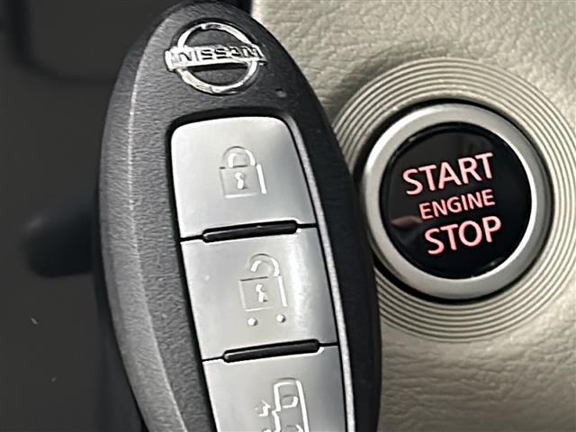 ルークス Ｘ　純正９型ナビ　パワースライドドア　アラウンドビューモニター　ドライブレコーダー　ＥＴＣ　スマートキー　フルオートエアコン　衝突軽減ブレーキ　車線逸脱警報　オートハイビーム　フルセグＴＶ　禁煙車（20枚目）