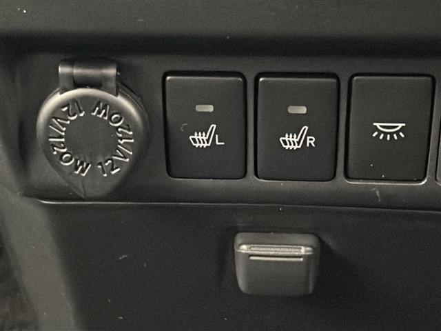 ルーミー カスタムG モデリスタエアロ 純正9型ディスプレイ パノラミックビューモニター シートヒーター 両側パワースライドドア ETC ドライブレコーダー フルセグTV LEDヘッドランプ クリアランスソナー 禁煙車(19枚目)