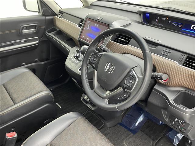 フリード クロスター・ホンダセンシング 純正9型ナビ 両側パワースライドドア アダプティブクルーズコントロール 衝突軽減ブレーキ レーンキープアシスト 専用コンビシート バックモニター LEDヘッドライト ルーフレール フルセグTV 禁煙車(20枚目)