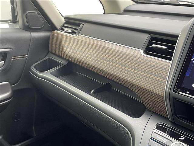 フリード クロスター・ホンダセンシング 純正9型ナビ 両側パワースライドドア アダプティブクルーズコントロール 衝突軽減ブレーキ レーンキープアシスト 専用コンビシート バックモニター LEDヘッドライト ルーフレール フルセグTV 禁煙車(21枚目)