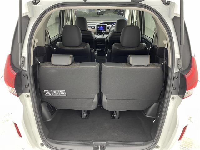 フリード クロスター・ホンダセンシング 純正9型ナビ 両側パワースライドドア アダプティブクルーズコントロール 衝突軽減ブレーキ レーンキープアシスト 専用コンビシート バックモニター LEDヘッドライト ルーフレール フルセグTV 禁煙車(24枚目)