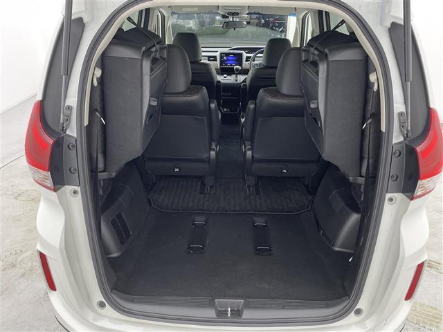 フリード クロスター・ホンダセンシング 純正9型ナビ 両側パワースライドドア アダプティブクルーズコントロール 衝突軽減ブレーキ レーンキープアシスト 専用コンビシート バックモニター LEDヘッドライト ルーフレール フルセグTV 禁煙車(25枚目)