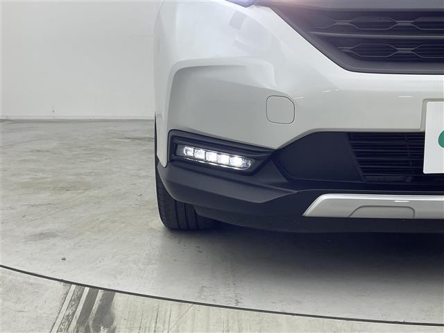 フリード クロスター・ホンダセンシング 純正9型ナビ 両側パワースライドドア アダプティブクルーズコントロール 衝突軽減ブレーキ レーンキープアシスト 専用コンビシート バックモニター LEDヘッドライト ルーフレール フルセグTV 禁煙車(29枚目)